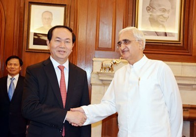 India y Vietnam por ampliar y profundizar relaciones  - ảnh 1