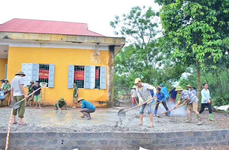 Cao Phong moviliza la fuerza poblacional para construir nuevas áreas rurales - ảnh 1