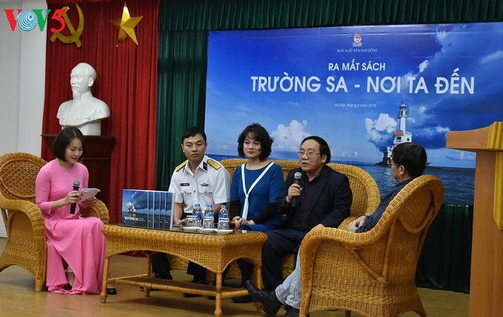 Libro “Truong Sa, donde nos citamos” transmite el amor a la Patria - ảnh 1