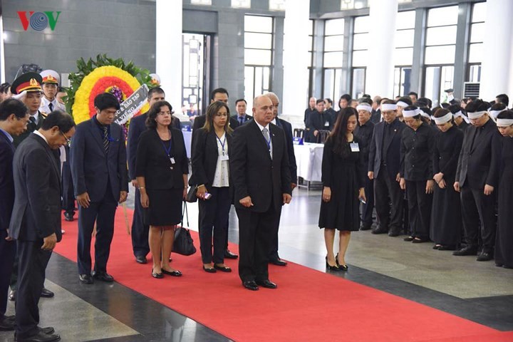 Comienzan actos fúnebres en homenaje al presidente vietnamita Tran Dai Quang - ảnh 2