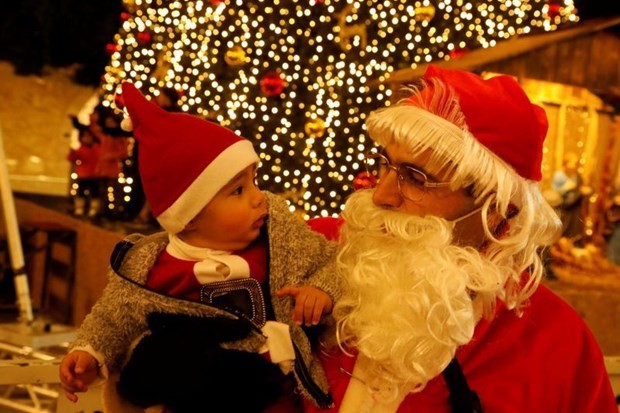 Ambiente bullicioso para celebrar la Navidad en Jerusalén - ảnh 1