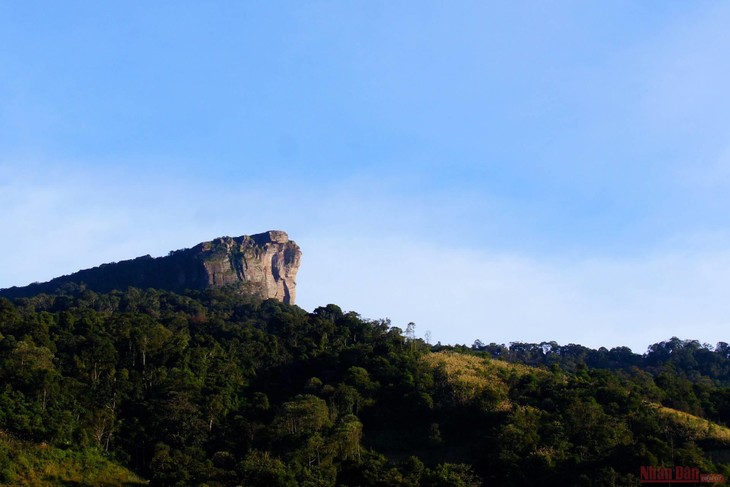 Descubrir la Zona Turística Nacional de Moc Chau - ảnh 1