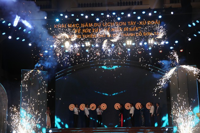 Hanói lanza Año Turístico de Son Tay-Xu Doai e inaugura espacio peatonal en Son Tay - ảnh 1