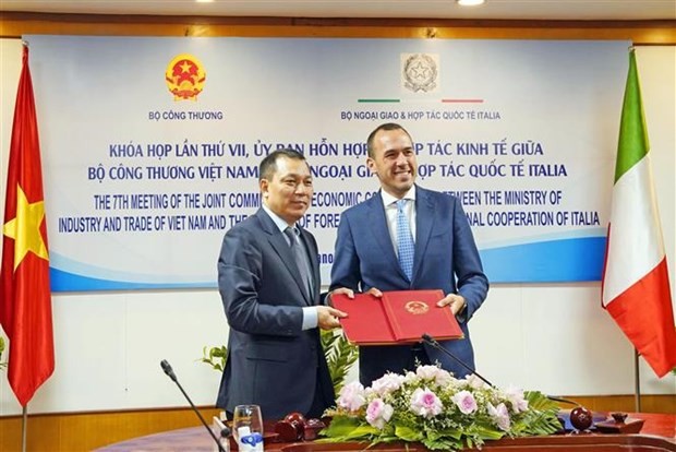 Fortalecimiento de la cooperación multisectorial Italia-Vietnam - ảnh 1