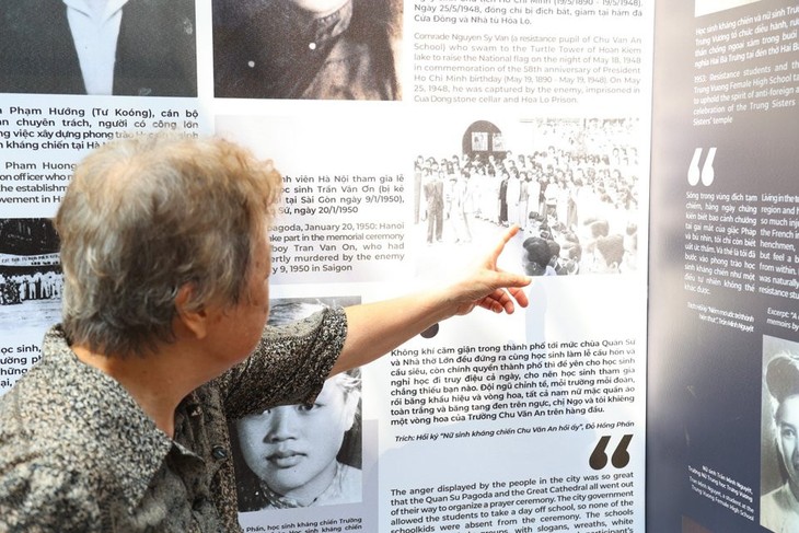 Vibran actividades con motivo del Día de Liberación de Hanói - ảnh 1