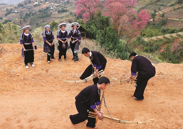 El arte de Khen en la vida espiritual de los Mong, en Yen Bai - ảnh 2