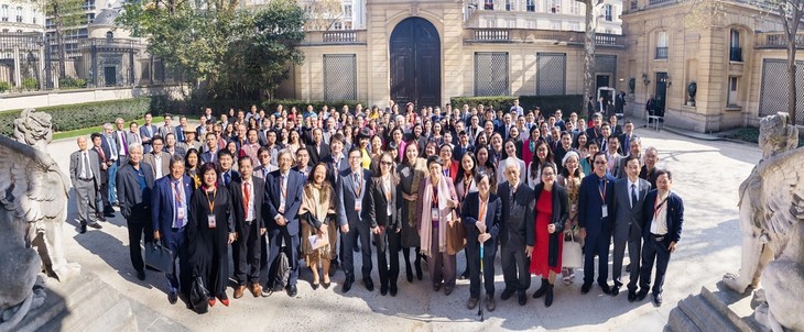 Celebrará a finales de marzo en Francia Foro de vietnamitas influyentes a nivel mundial - ảnh 1