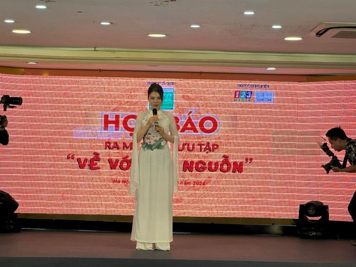 “Regreso a las raíces, una colección de moda para honrar la identidad vietnamita  - ảnh 1