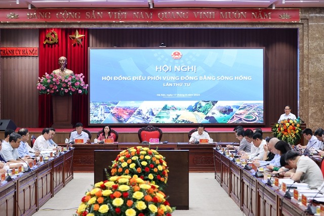 Premier vietnamita preside reunión del Consejo de Coordinación del delta del río Rojo  - ảnh 1