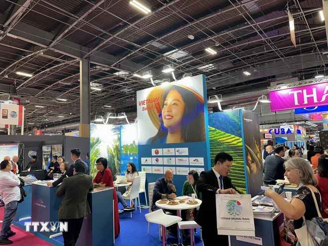 Vietnam participa en Feria Internacional de Viajes de Francia - ảnh 1