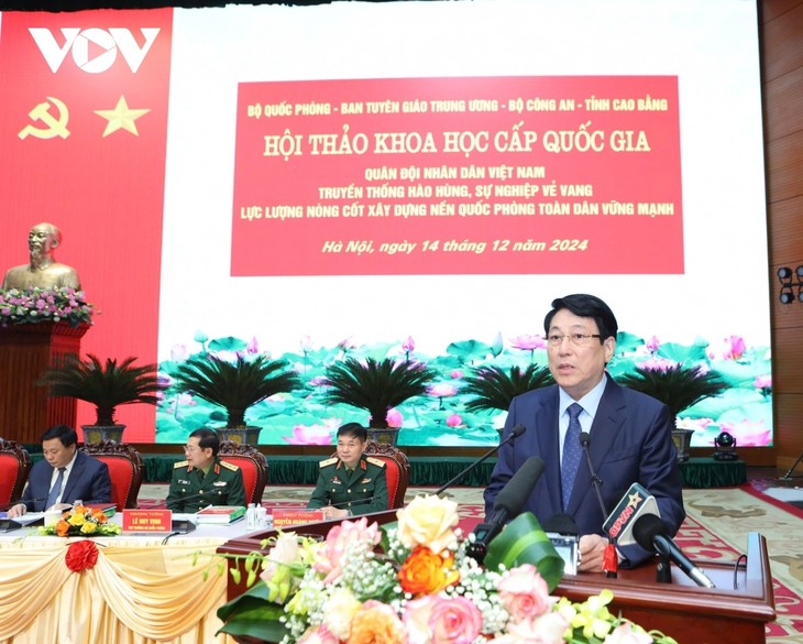 Sesiona simposio con motivo de 80 años de la fundación del Ejército Popular de Vietnam  - ảnh 1