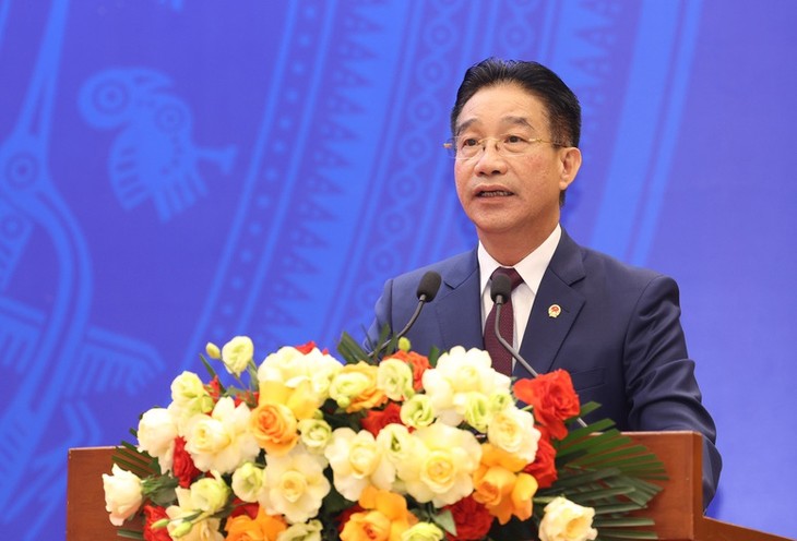 Vietnam concede amnistía a más de 8.000 reclusos con motivo de 50 años de Reunificación Nacional - ảnh 1