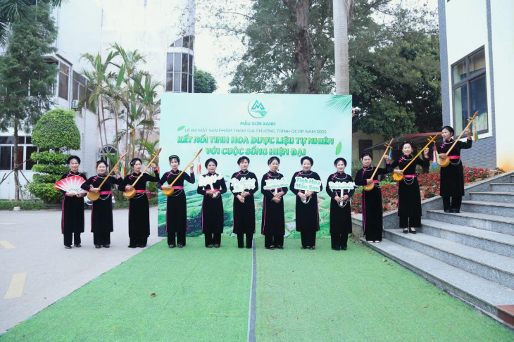 Promueven la preservación del canto Then en Khanh Xuan  - ảnh 2