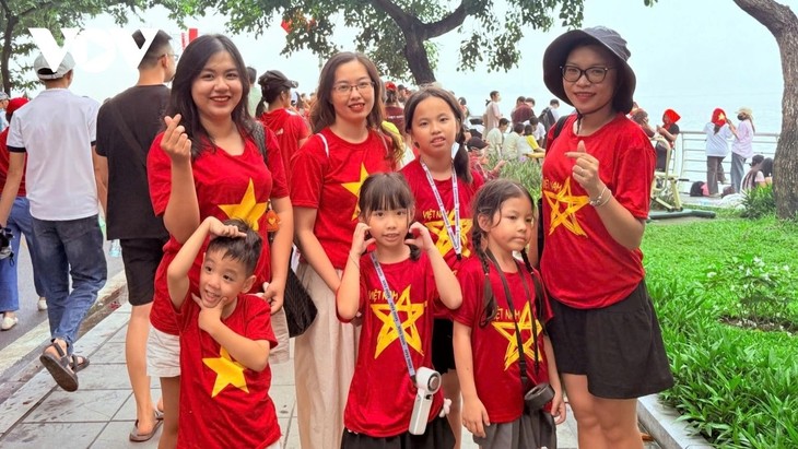 El pueblo vietnamita celebra con orgullo la Fiesta de la Independencia - ảnh 3