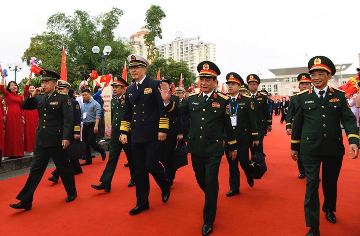 Vietnam y China fortalecen la solidaridad con nuevos intercambios de defensa fronteriza - ảnh 2