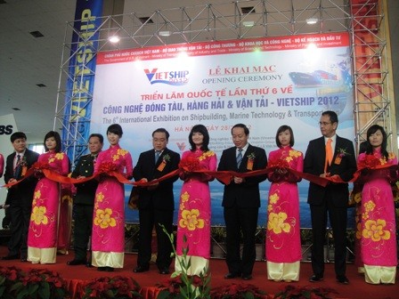 Vietship 2012 เป็นโอกาสเพื่อพัฒนาหน่วยงานต่อเรือและการขนส่งทางทะเล - ảnh 1