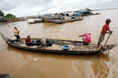 ADB-AusAIDช่วยเหลือความเสมอภาคทางเพศผ่านการพัฒนาระบบคมนาคมขนส่งแม่น้ำโขง - ảnh 1