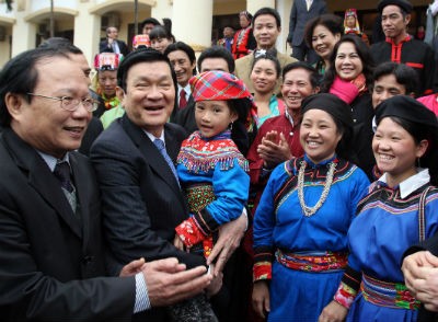 ประธานประเทศ เจืองเติ๊นซาง เข้าร่วมวันงานสีสันของวสันต์ฤดูในทุกท้องถิ่นของประเทศ - ảnh 1