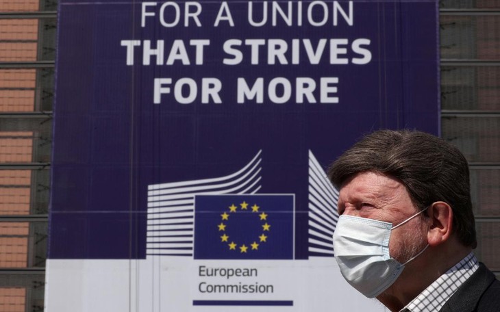 เวียดนามพบผู้ติดเชื้อโรคโควิด-19 รายใหม่ 12 ราย ในนขณะที่ทั่วโลกมีผู้ติดเชื้อโรคโควิด-19 กว่า 55.9 ล้านราย - ảnh 1