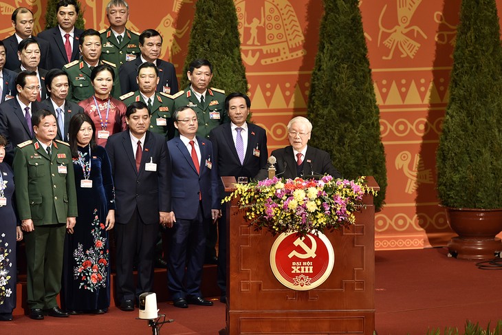 ประชาชนทั่วประเทศแสดงความยินดีต่อผลสำเร็จของการประชุมสมัชชาใหญ่พรรคคอมมิวนิสต์เวียดนามสมัยที่ 13 - ảnh 1