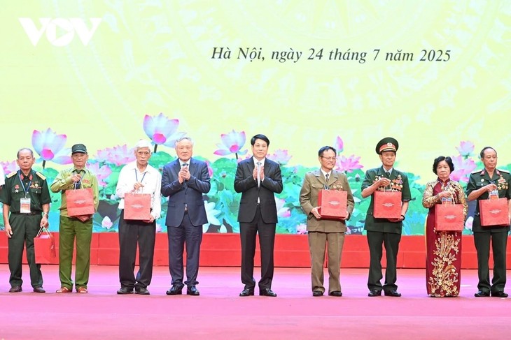 เลขาธิการใหญ่พรรค โตเลิม ระบุว่า การพัฒนาประเทศคือความกตัญญูที่เป็นรูปธรรมที่สุด - ảnh 1