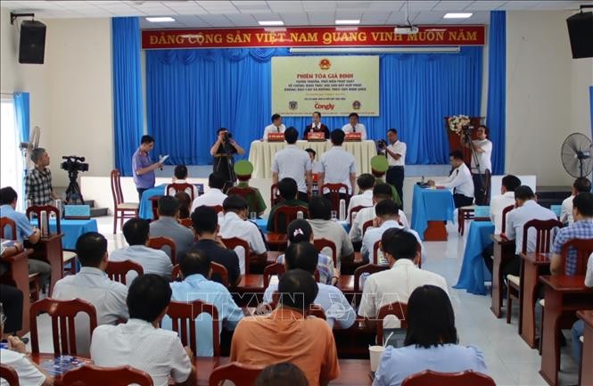 กองบัญชาการตำรวจทะเลภาคที่ 3 ประสานงานในการประชาสัมพันธ์ให้แก่ชาวประมงเกี่ยวกับการต่อต้านการทำประมงผิดกฎหมาย - ảnh 1