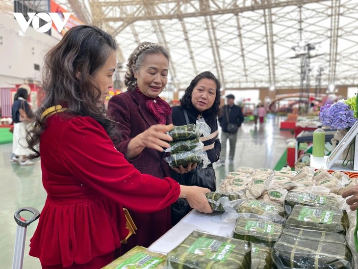 งานแสดงสินค้าฤดูใบไม้ผลิ 2026: ส่งเสริมการแลกเปลี่ยนสินค้าในช่วงตรุษเต๊ต - ảnh 2