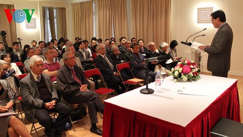 Vietnamese intellectuals in France boost national integration, development - ảnh 1