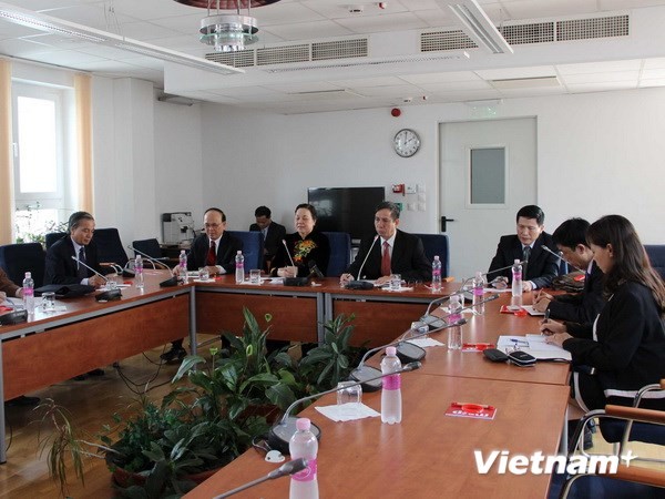   Hungary supports Vietnam’s defense of national sovereignty - ảnh 1