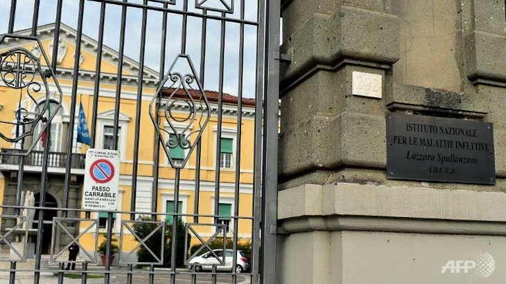 Italian nurse tests positive for Ebola virus - ảnh 1