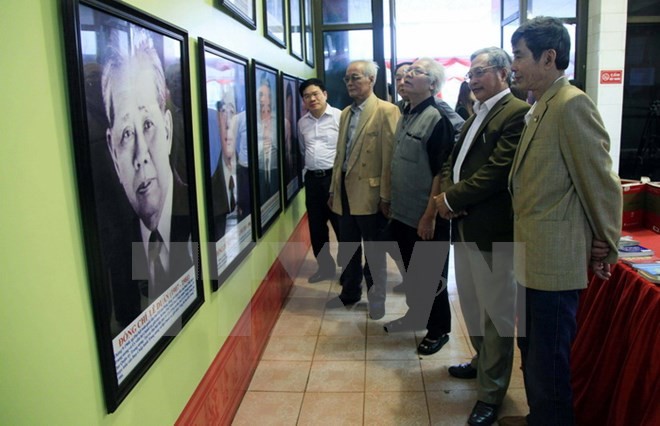 Exhibit highlights development of Vietnam’s Party, National Assembly - ảnh 1