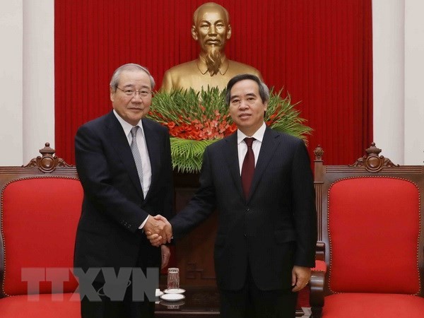 Vietnam pledges to improve business-investment environment - ảnh 1