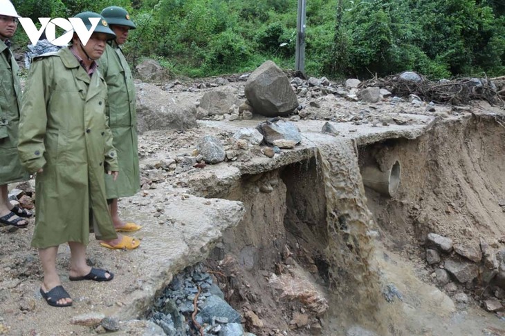 Coastal central localities brace for storm Vamco - ảnh 2