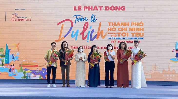 Ho Chi Minh City vibrant for tourism week - ảnh 1