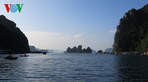 Cua Van, Vung Vieng - Dörfer auf dem Meer - ảnh 1