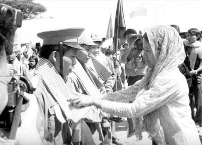 Militärzone Nummer 7 feiert den 35. Jahrestag der Hilfe freiwilliger Vietnamesen in Kambodscha - ảnh 1