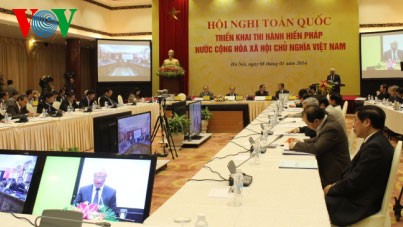 Umsetzung der Verfassung von 2013 - eine wichtige Aufgabe im Jahr 2014 - ảnh 1