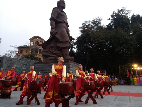 Eröffnung des Dong Da-Hügel-Fests in Hanoi - ảnh 1