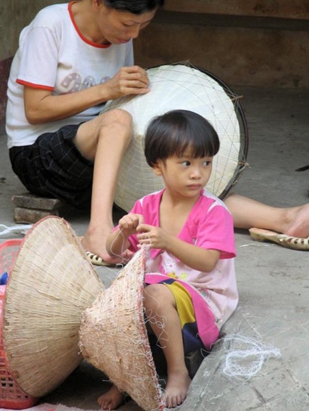 Schönheit der Strohhüte des Dorfes Chuong - ảnh 6