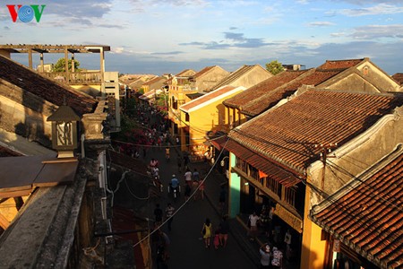 Bescheidene Schönheit der Altstadt Hoi An - ảnh 1