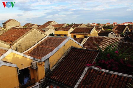 Bescheidene Schönheit der Altstadt Hoi An - ảnh 2