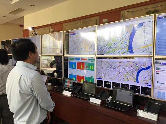 Preisverleihung für sechs Gruppen bei der Anwendung von Informationstechnologien beim Bau von Smartcities - ảnh 1