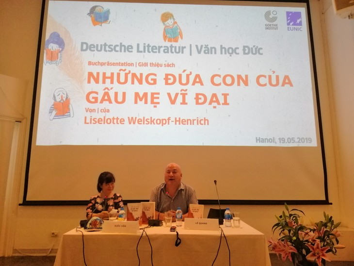 „Die Söhne der Großen Bärin” – frischer Wind für vietnamesische Jugendliteratur   - ảnh 1