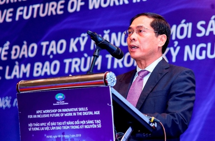Seminar „APEC und die Ausbildung der Fähigkeit der Innovation für Arbeitsplätze im digitalen Zeitalter“ - ảnh 1