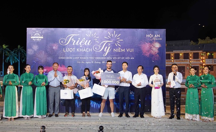 Hoi An Memories-Show empfängt eine Million Besucher - ảnh 1