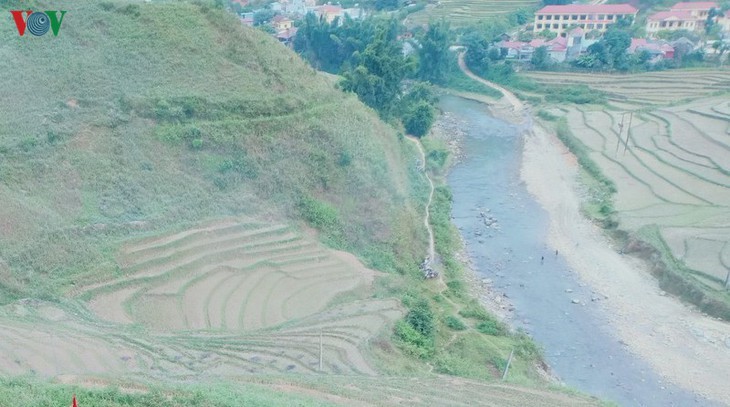 Stille Atmosphäre im Kreis Mu Cang Chai im Winter - ảnh 16