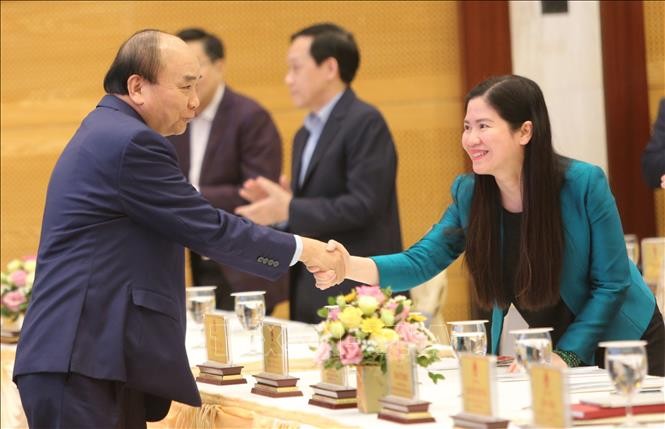 Premierminister Nguyen Xuan Phuc nimmt an Bilanzkonferenz der Kommission für die Verwaltung des Staatskapitals teil - ảnh 1