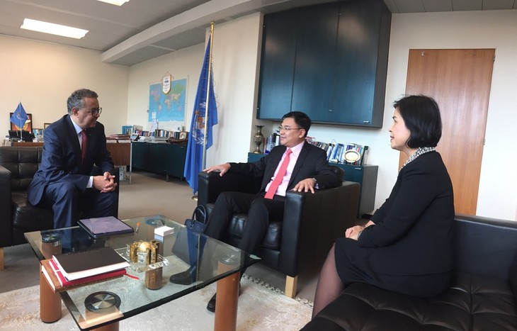 Covid-19: WHO schätzt Anstrengung Vietnams und der ASEAN in Vorbeugung und Bekämpfung der Epidemie - ảnh 1