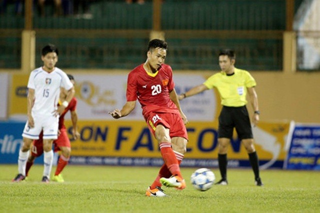 Trainer Park Hang-seo benutzt den Rahmen des Fußballklubs Hanoi für die Innenverteidigung der U22-Fußballnationalmannschaft - ảnh 1