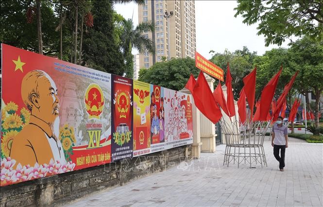 Büro des nationalen Wahlrats bietet Telefonnummer und Email zur Erhaltung von aktuellen Informationen über Wahlen - ảnh 1